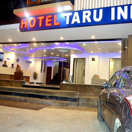 Hotel Taru Inn Gáziábád Kültér fotó