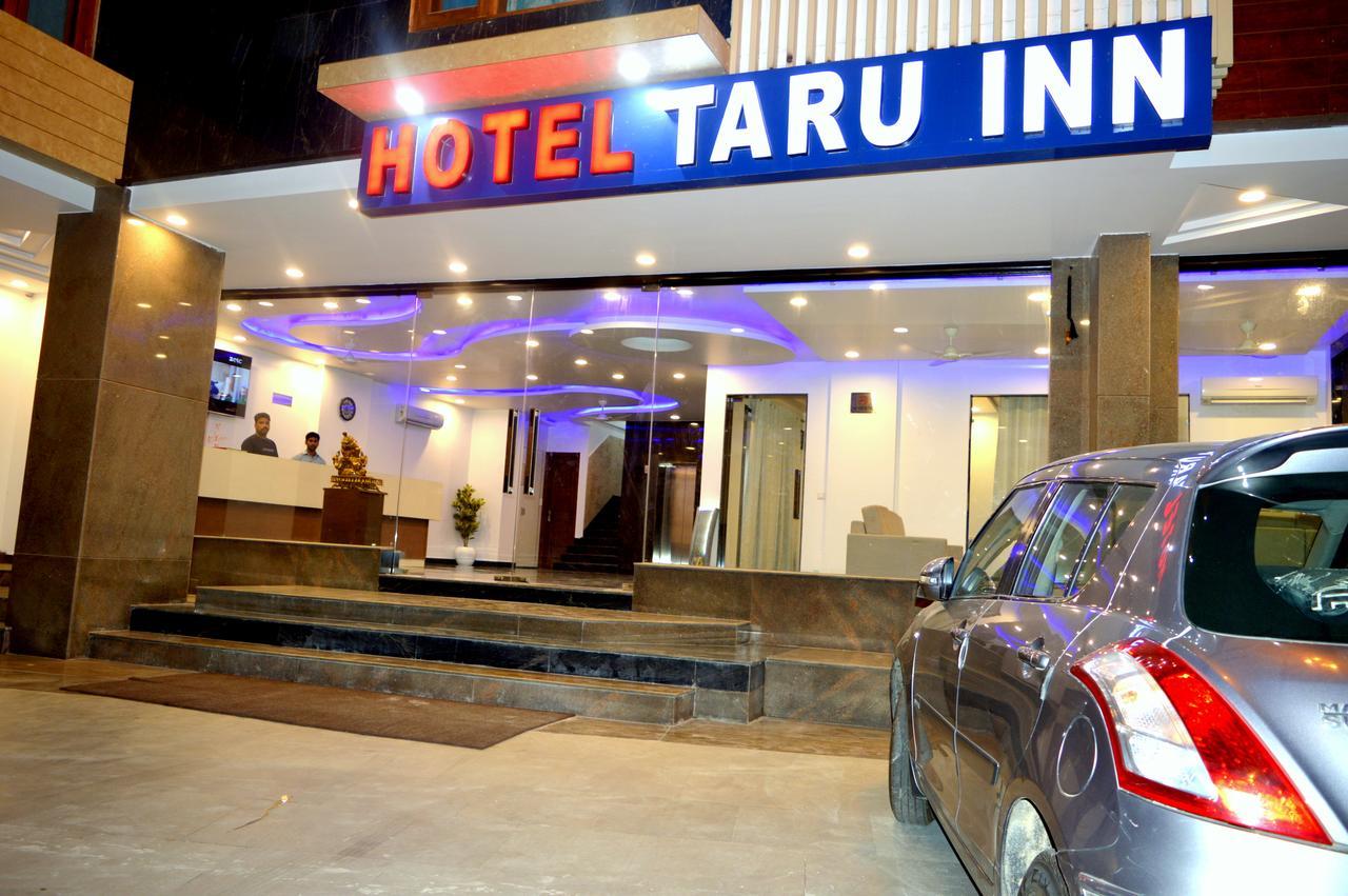 Hotel Taru Inn Gáziábád Kültér fotó